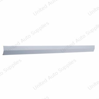 Kenworth 19-5/16" Center Windshield Post Cover - Short